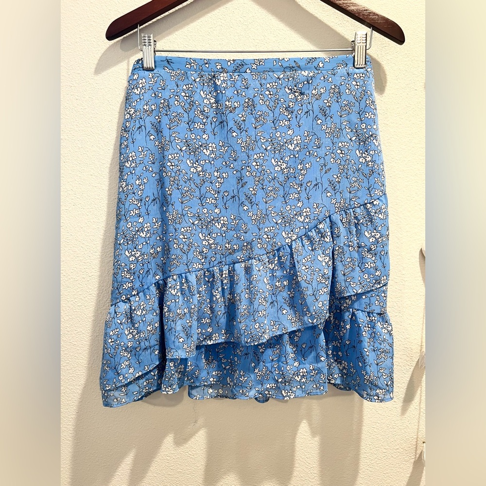 BANANA REPUBLIC Ruffled Floral Skirt